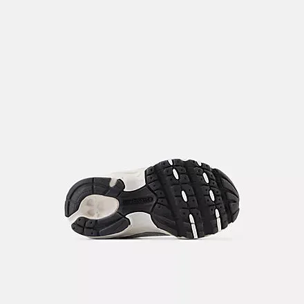 530 Bungee Sneaker (Summer Fog   Nimbus Cloud   Navy)