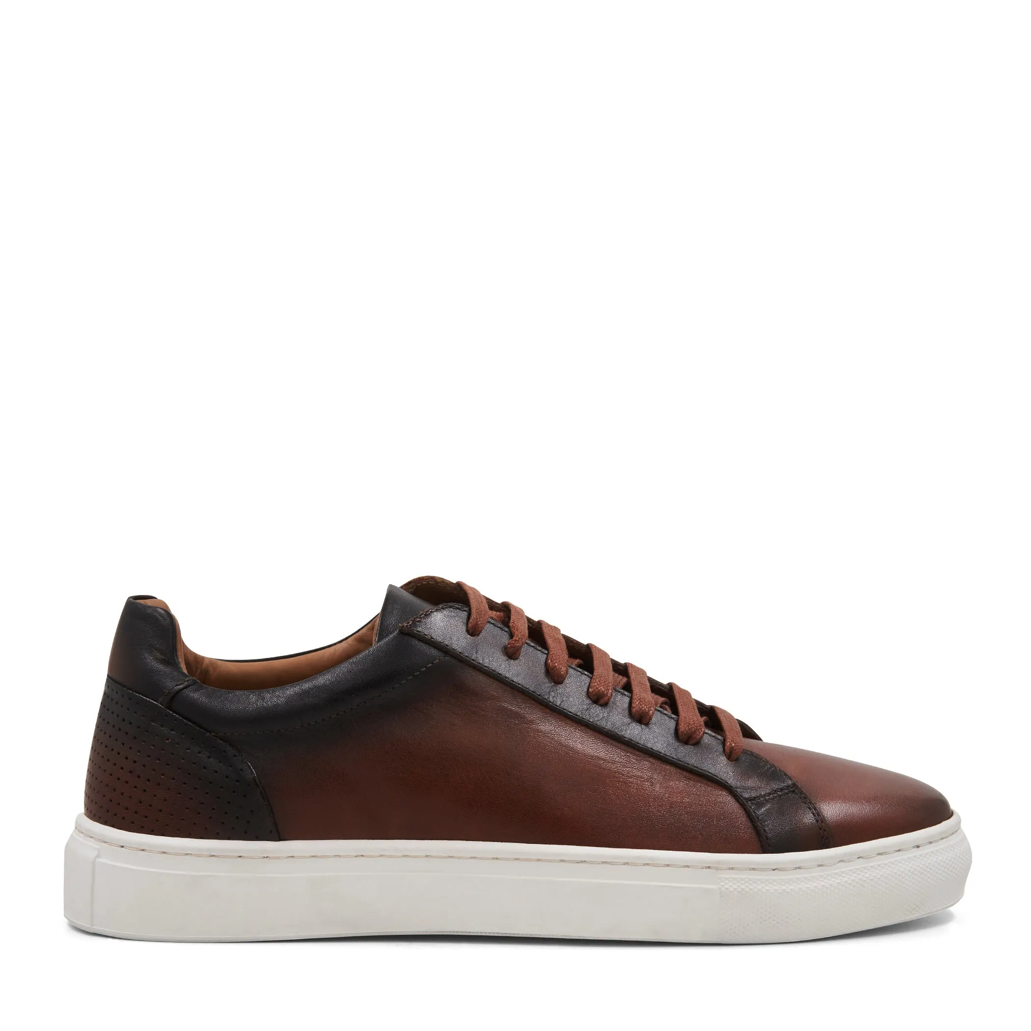 Beto Sneaker