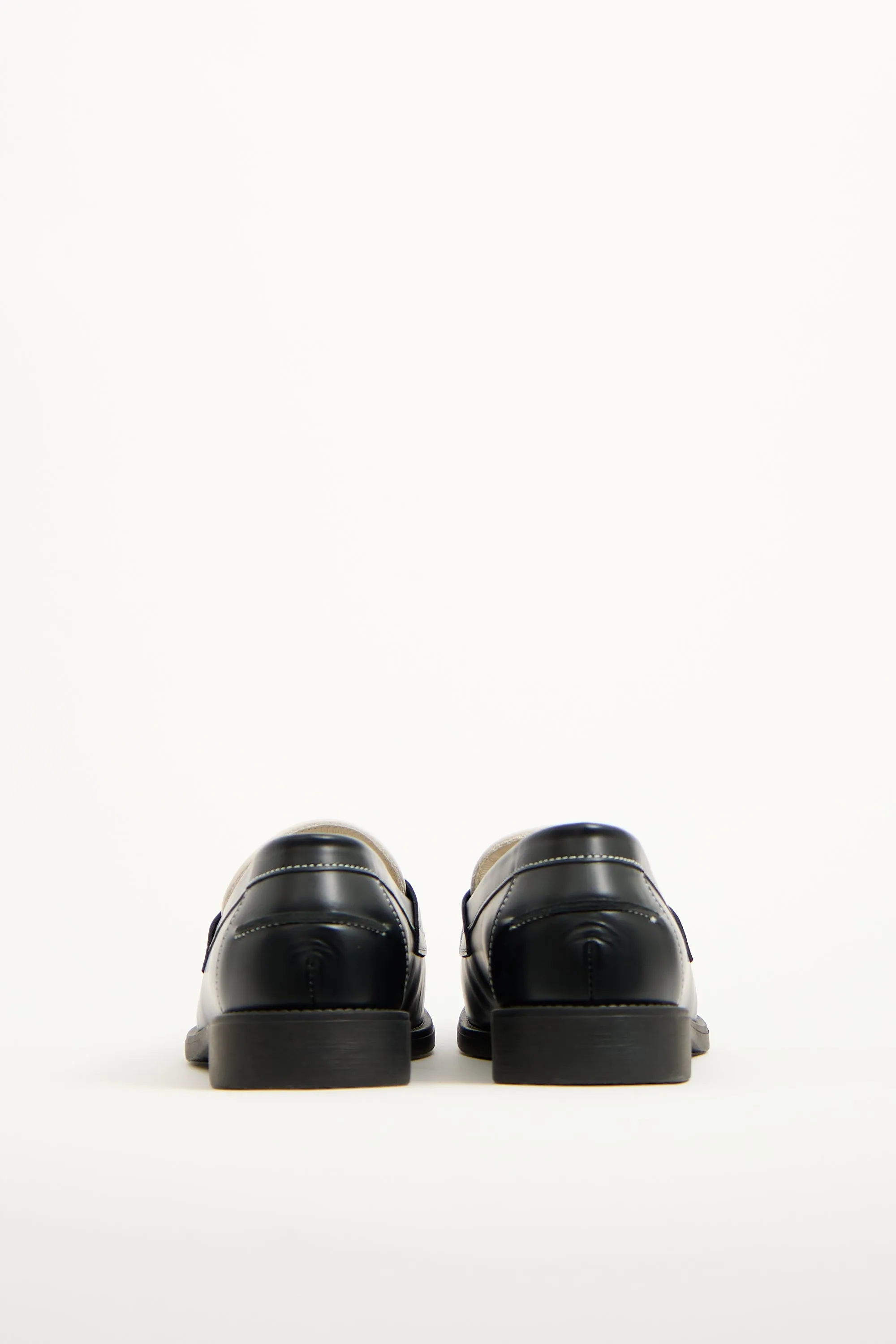 Black & White Leather Wilde Kiss Loafer