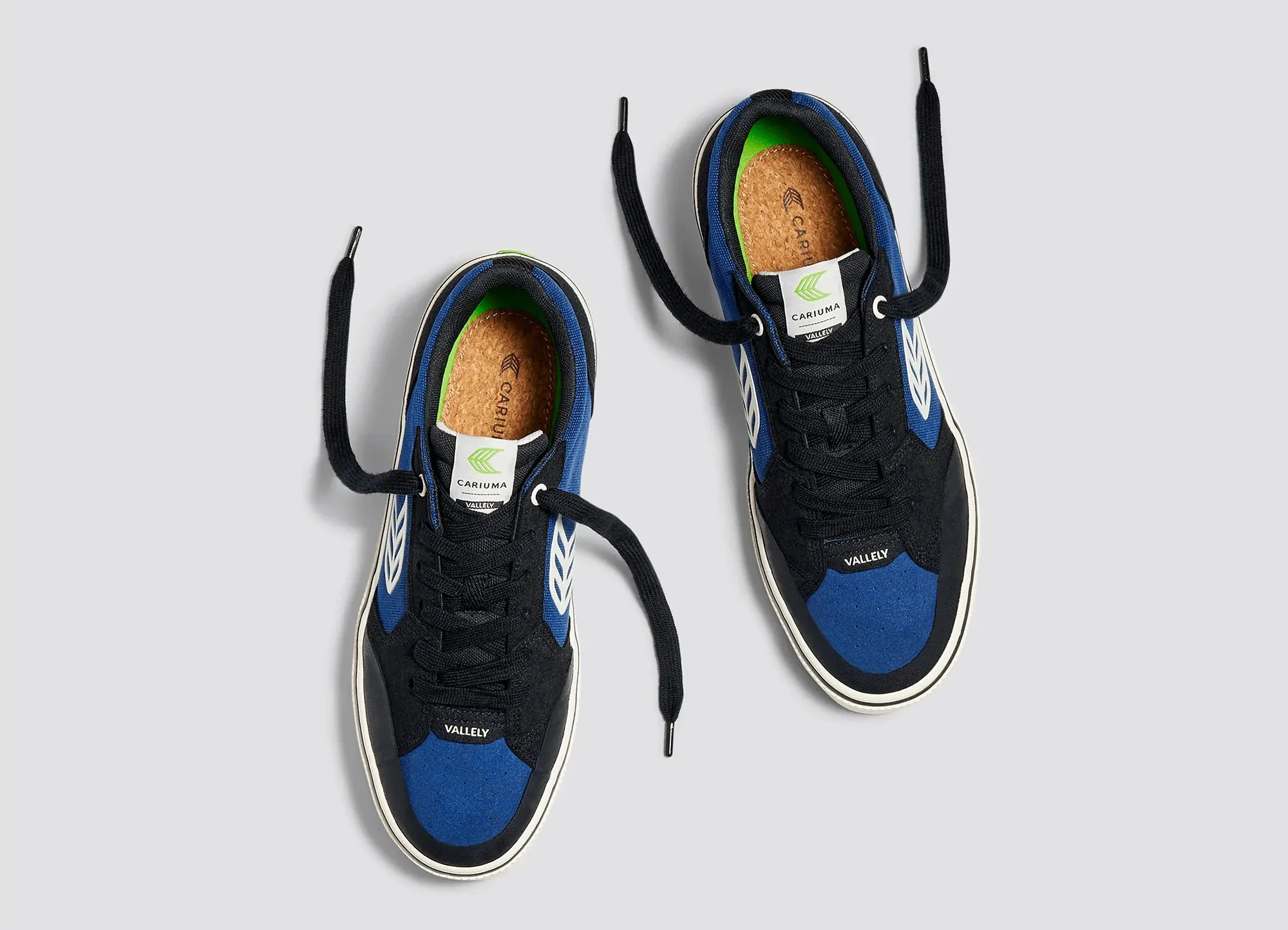 Cariuma Vallely Skate Black Suede Mystery Blue Cordura