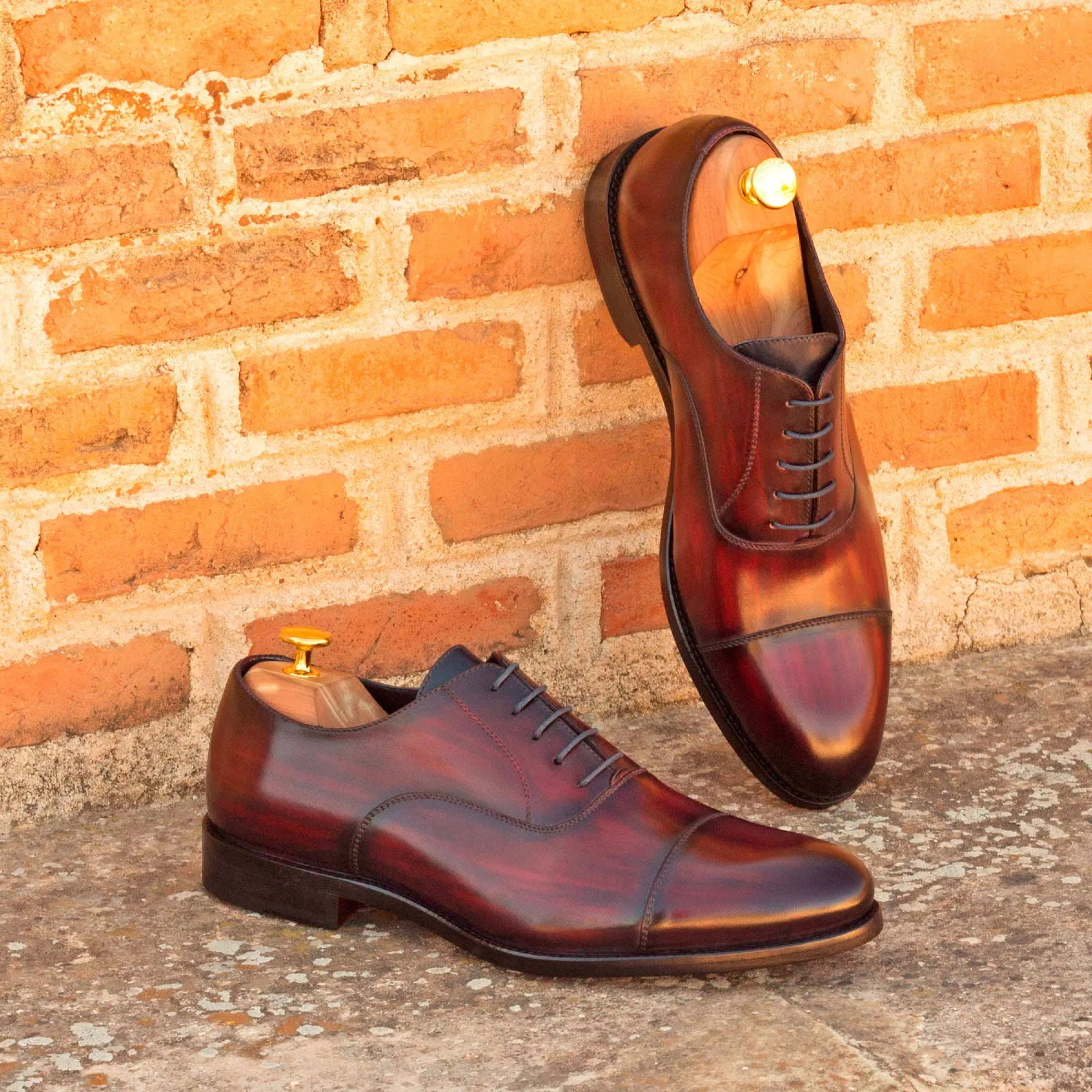 DapperFam Rafael in Burgundy / Denim Men's Hand-Painted Patina Oxford