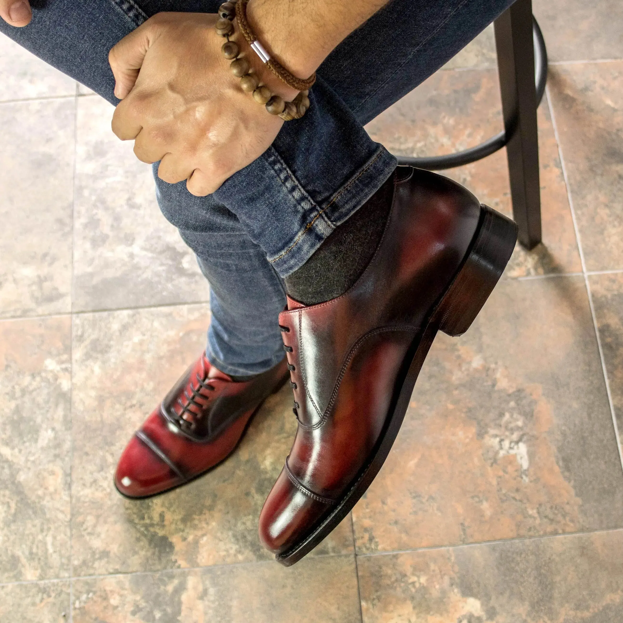 DapperFam Rafael in Burgundy Men's Hand-Painted Patina Oxford