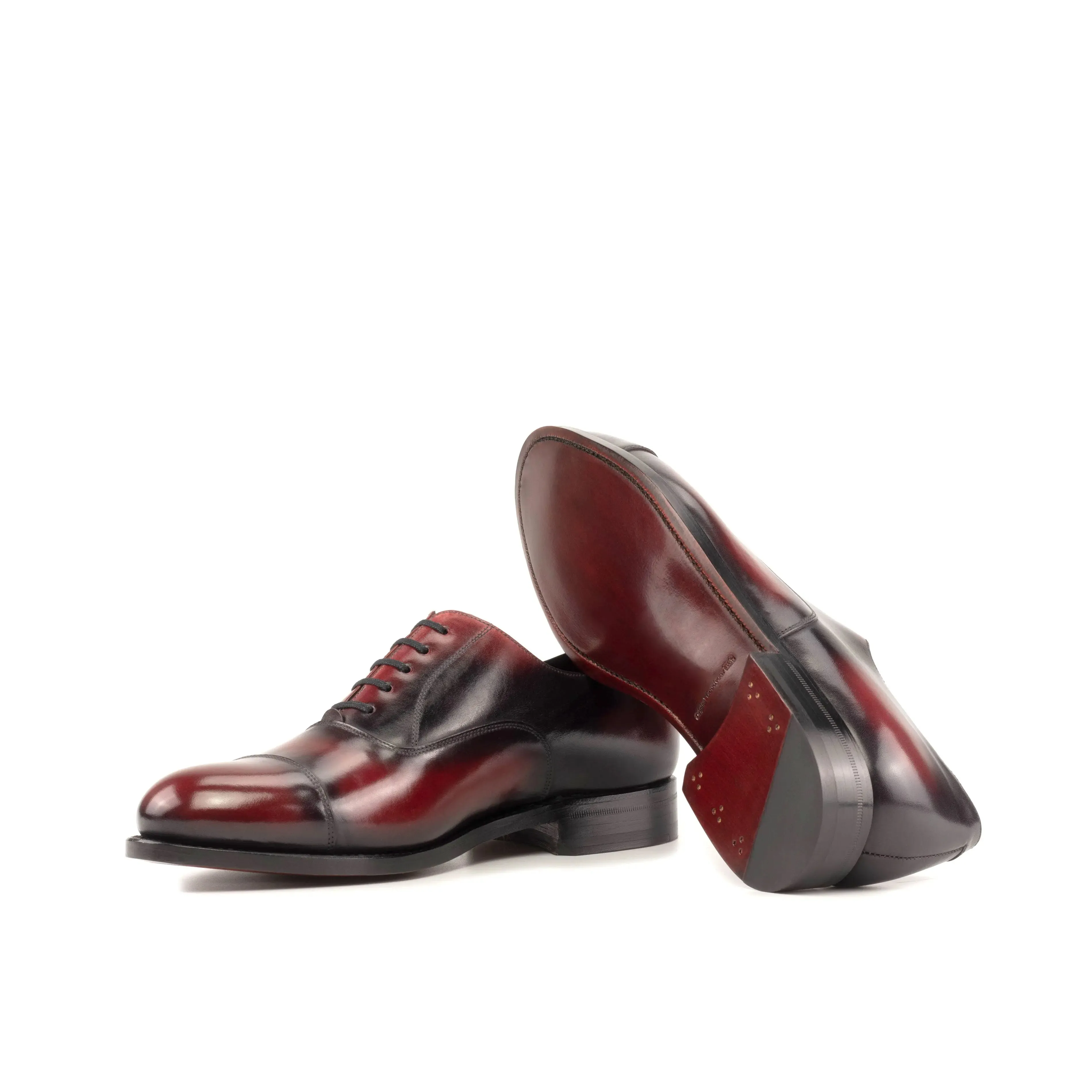 DapperFam Rafael in Burgundy Men's Hand-Painted Patina Oxford