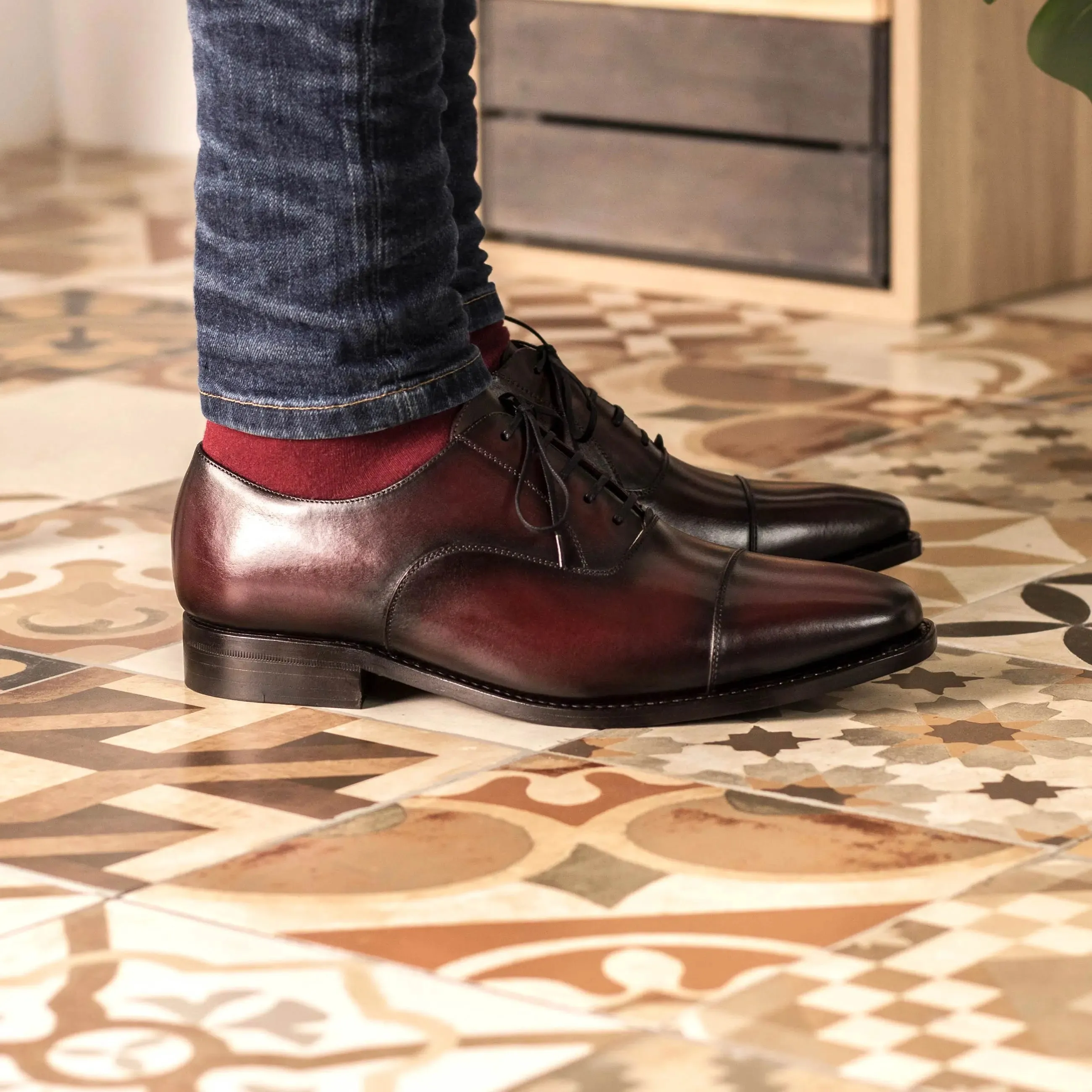 DapperFam Rafael in Burgundy Men's Italian Leather Oxford