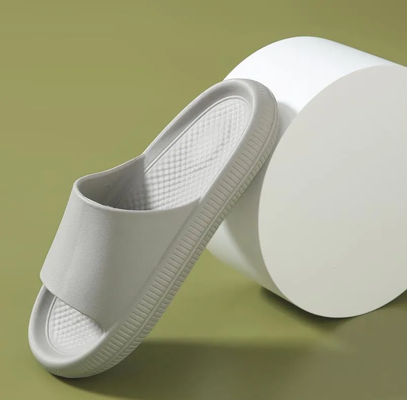 Home Slippers for women summer With padded bottom bathroom