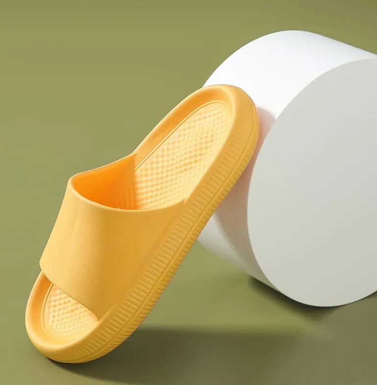 Home Slippers for women summer With padded bottom bathroom